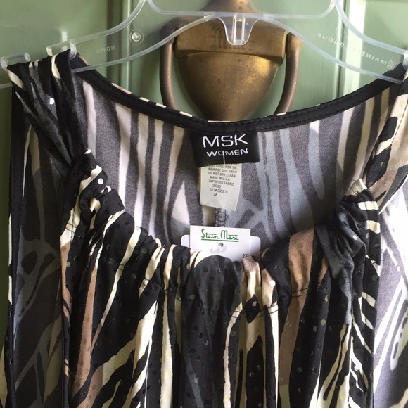 MSK Women 2X sleeveless dress w/ruffles at bottom - Picture 2 of 5